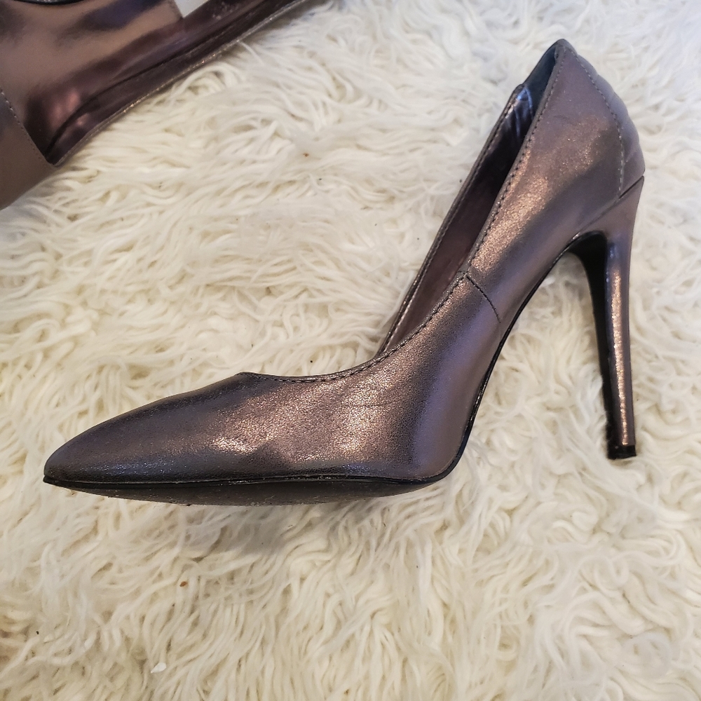 STEVE MADDEN|Womens Metallic point toe pumps| Size 7 - Picture 4 of 14